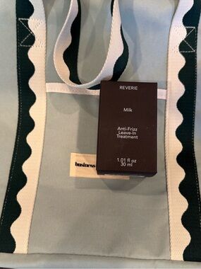 NWT Reverie Milk Anti-Frizz LeaveIn Treatment 1.01 oz & business & pleasure tote